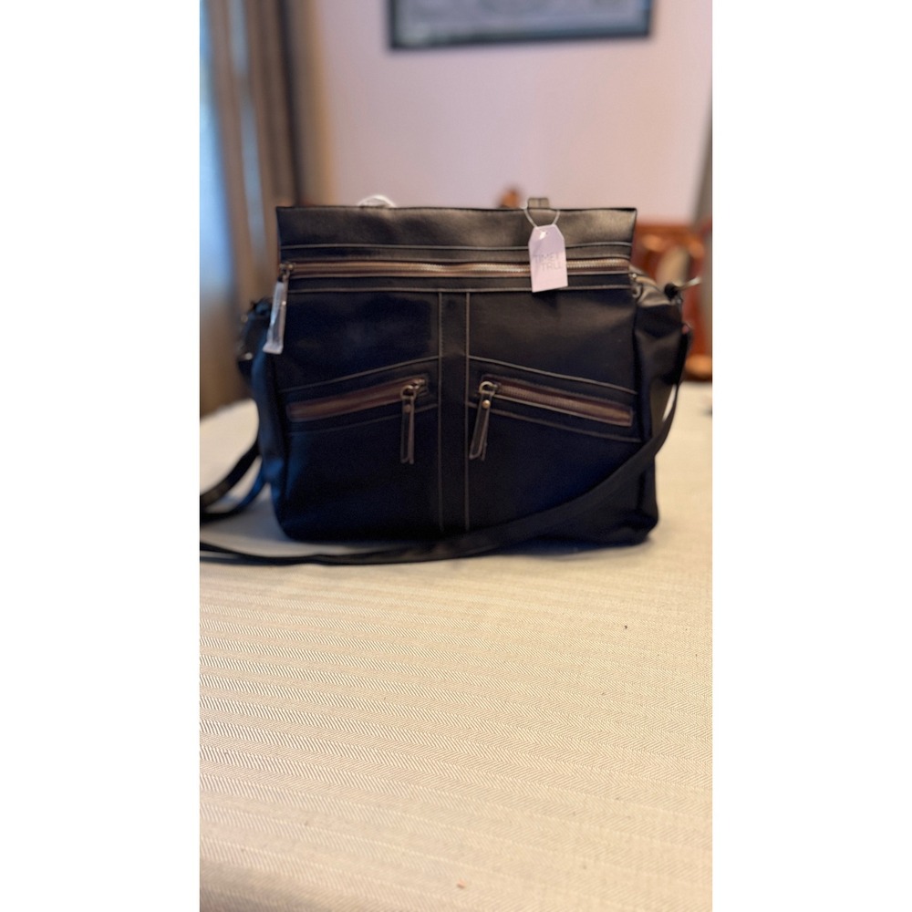 Time and Tru Black Faux Leather Crossbody Handbag TT201168 Multi-Pocket